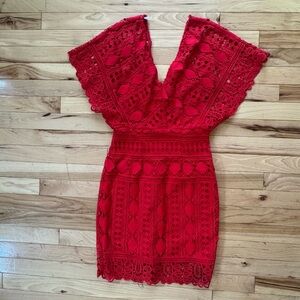 Lulu's Vibrant Red Lace Top ladies size Xs